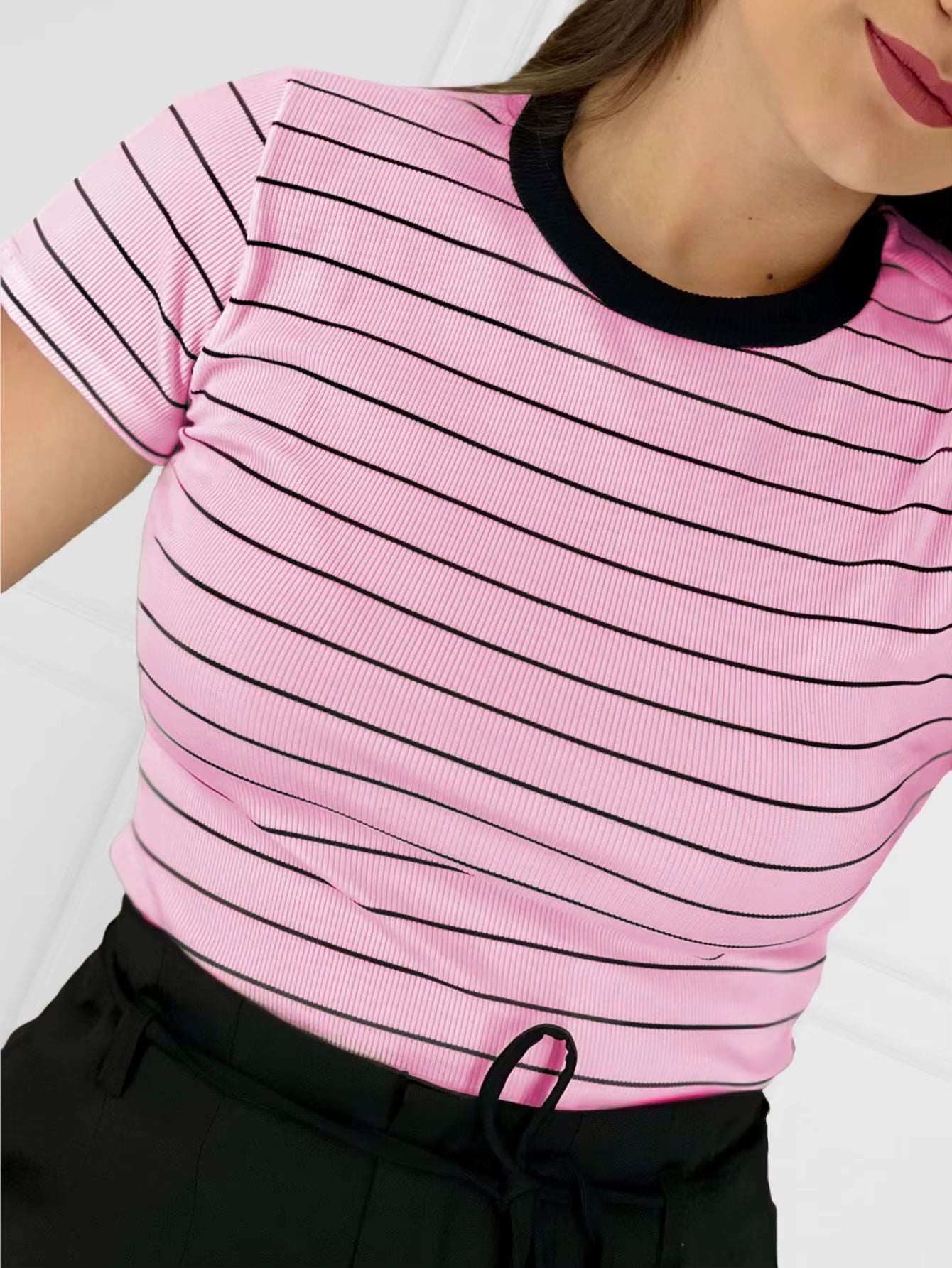 Camiseta Listrada Blogueira Canelada Básica Summer Verão Casual Traf Envio Rápido Frete Grátis Confortável Malha Casual