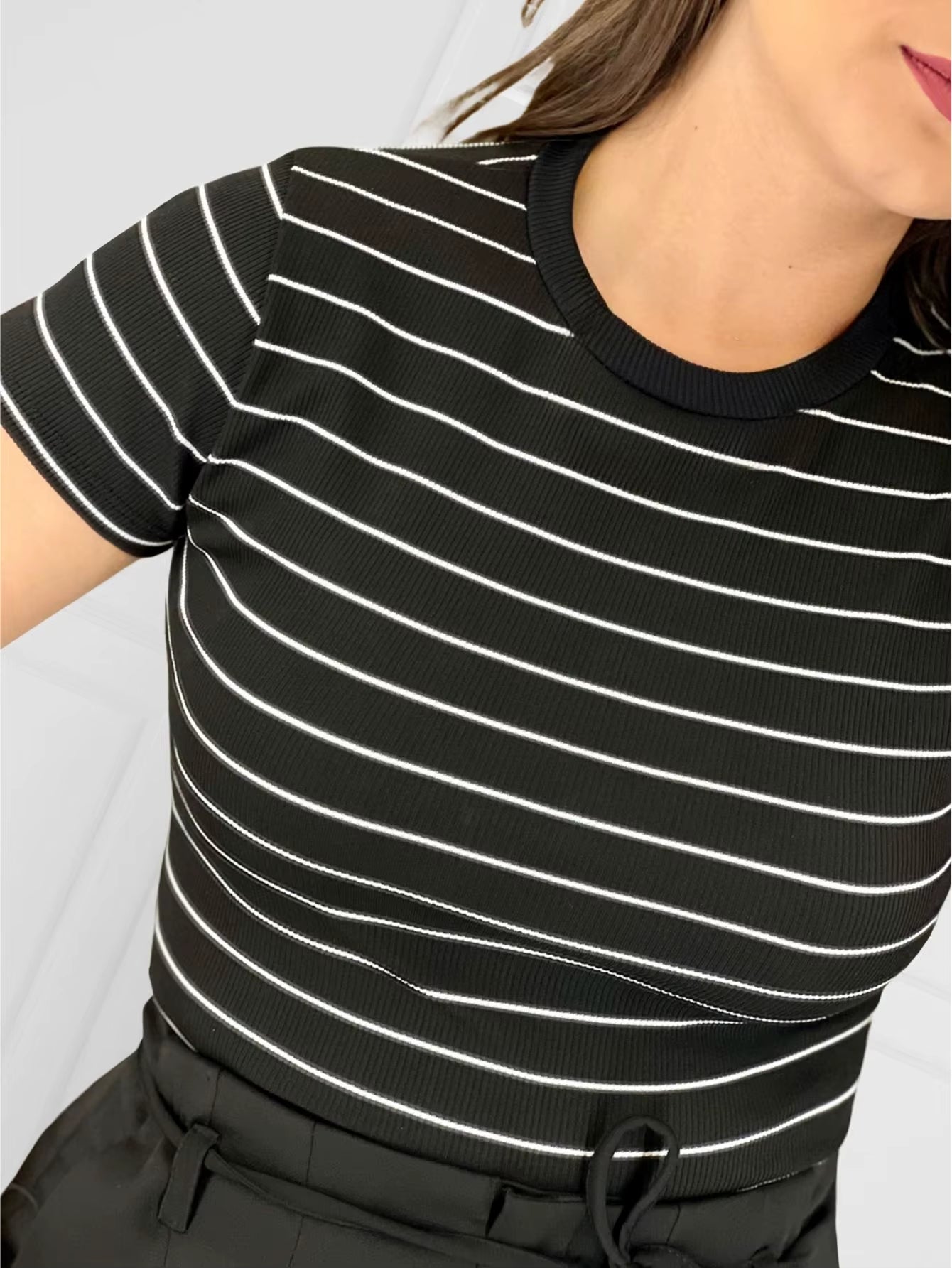 Camiseta Listrada Blogueira Canelada Básica Summer Verão Casual Traf Envio Rápido Frete Grátis Confortável Malha Casual