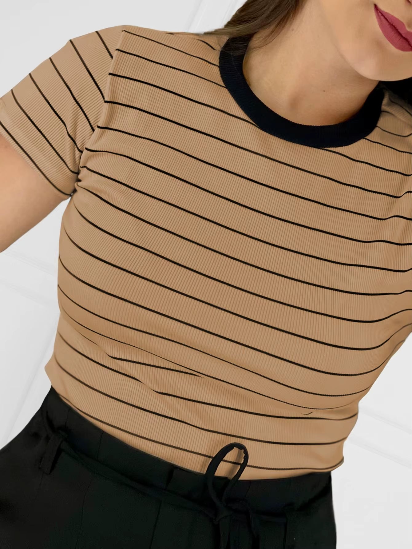 Camiseta Listrada Blogueira Canelada Básica Summer Verão Casual Traf Envio Rápido Frete Grátis Confortável Malha Casual